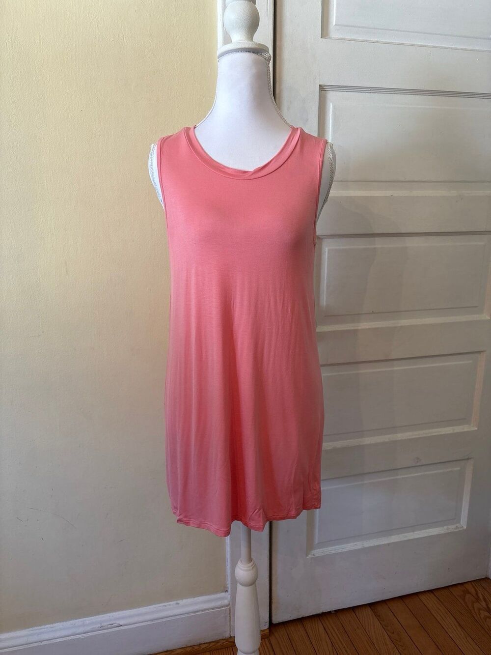 Tank top tunic wide strap sleeveless scoopneck coral pink essential basic